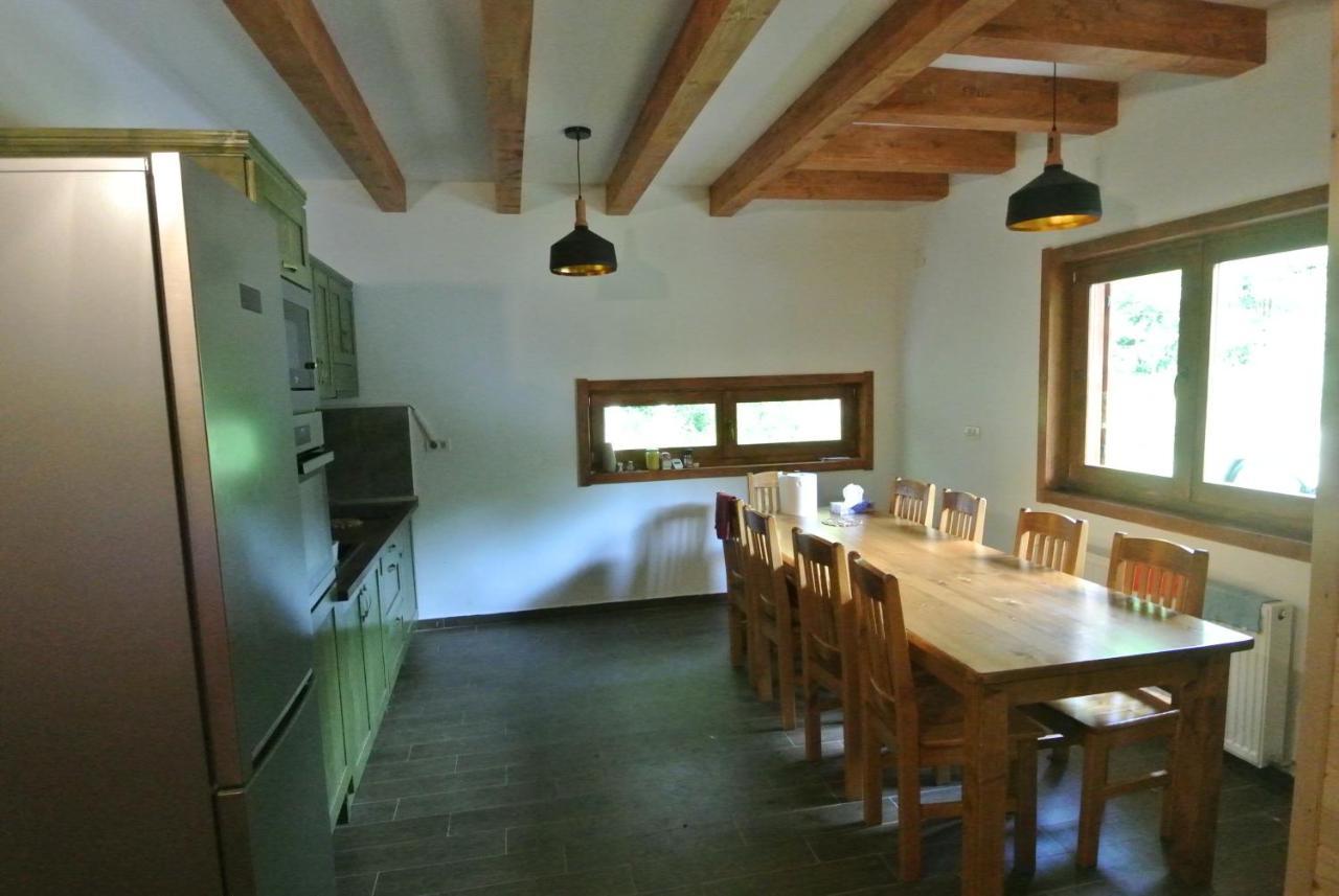 Chalet By The River Văliug Exterior foto